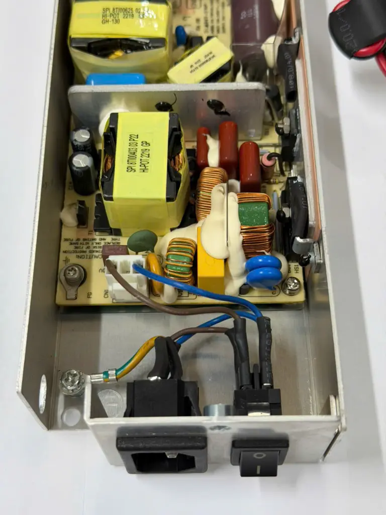 z7150162035549_747c28d43d4224bcd582fd897eea5987.webp